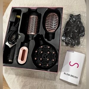 Beachwaver Blow Brush 4-in-1 Hair Dryer Set | Like New